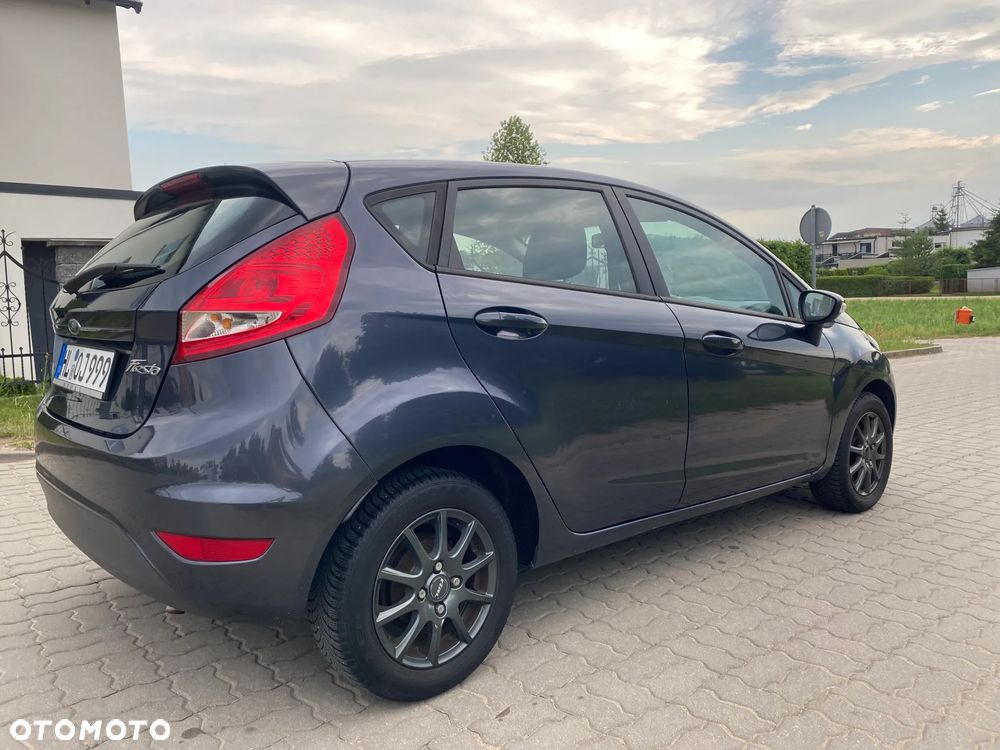Ford Fiesta 1.25 Champions Edition - 12