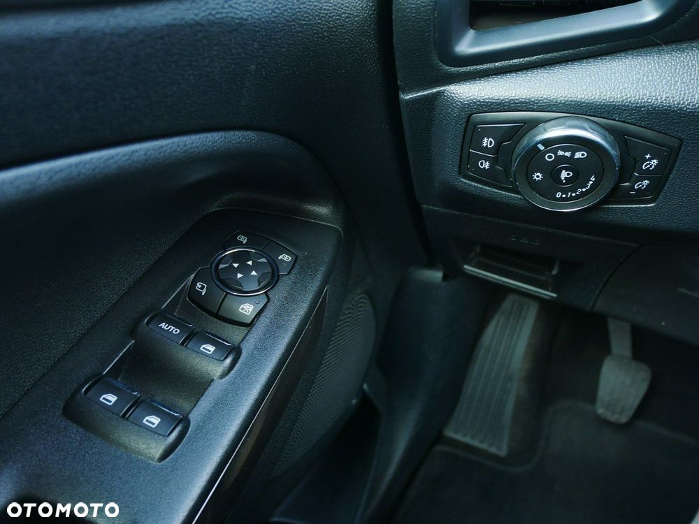 Ford EcoSport 1.0 EcoBoost TITANIUM - 28