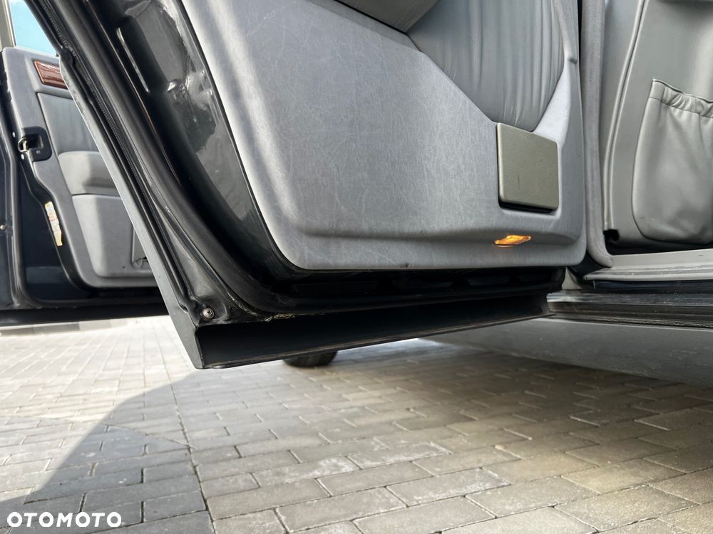 Mercedes-Benz W124 (1984-1993) - 16