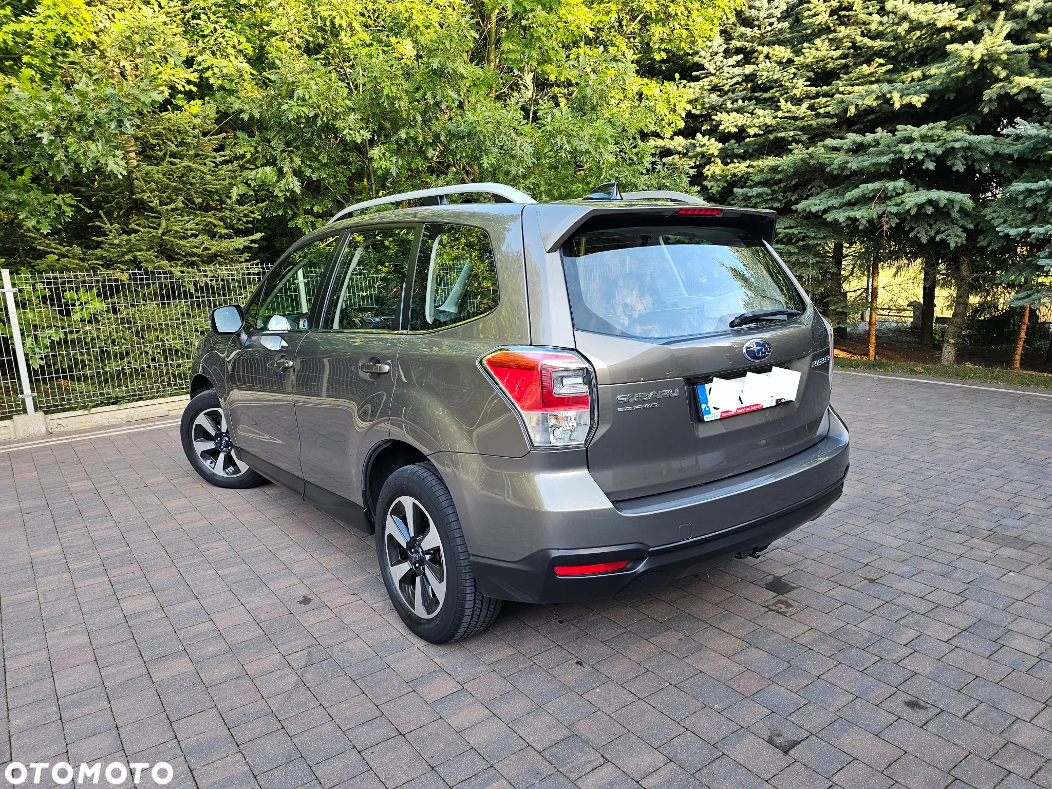 Subaru Forester 2.0 i Exclusive Lineartronic - 3