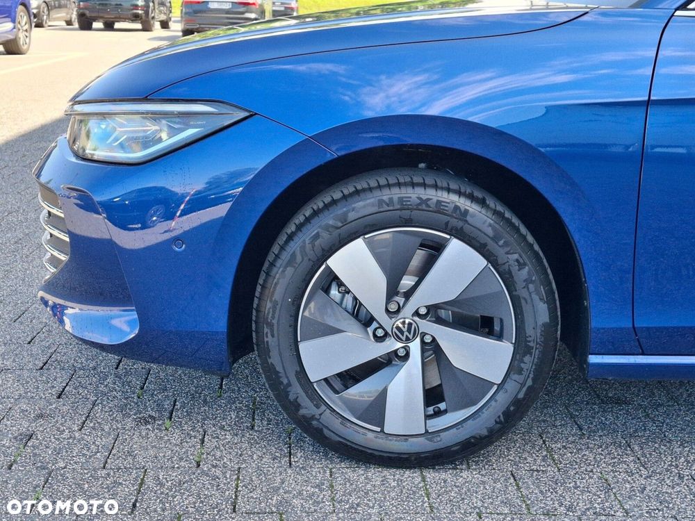 Volkswagen Passat - 6