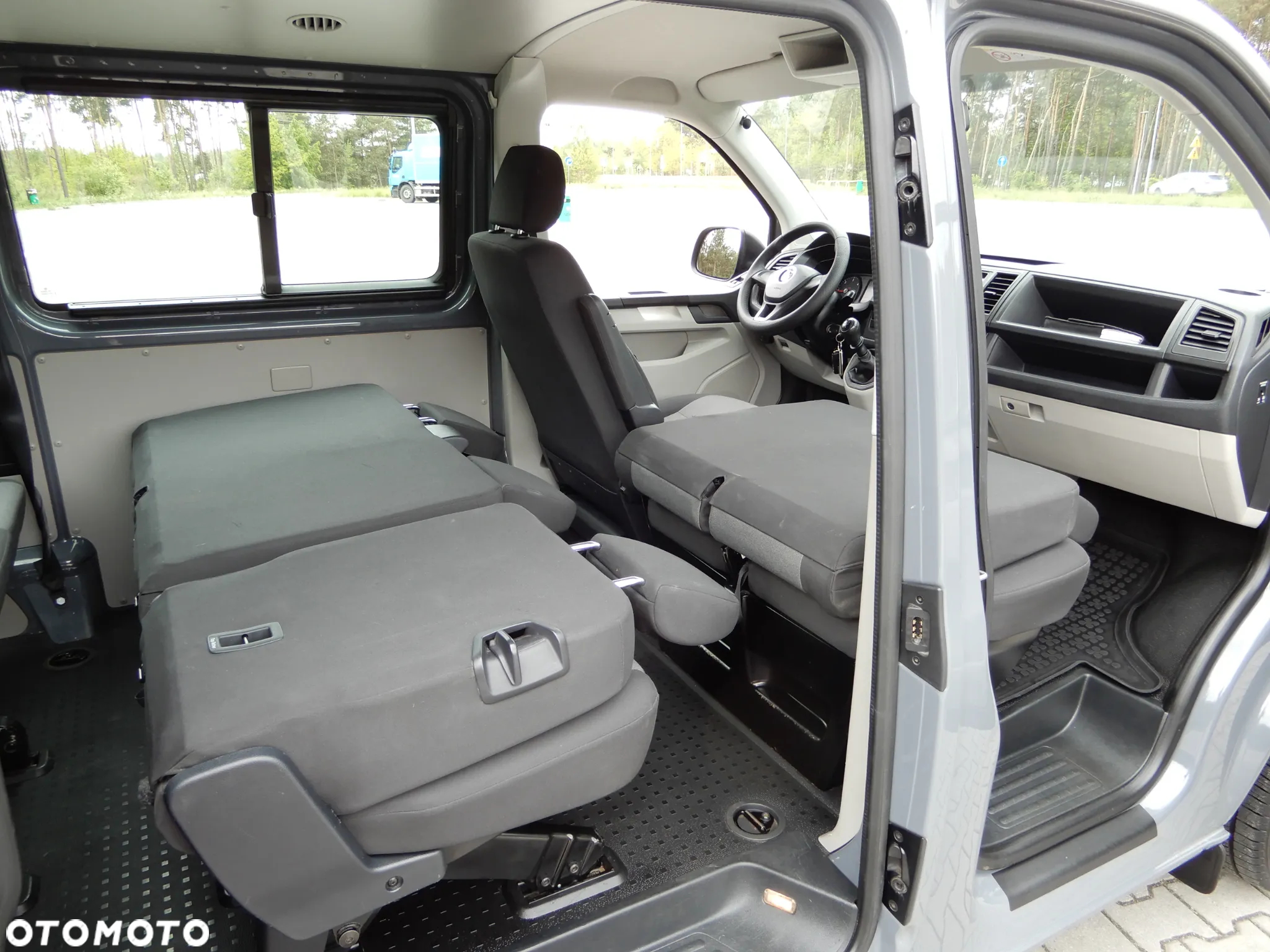 Volkswagen Transporter - 24