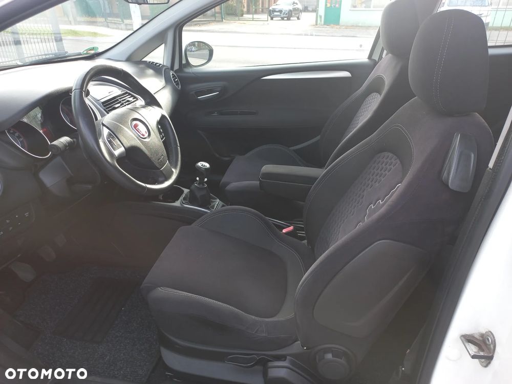 Fiat Punto - 22
