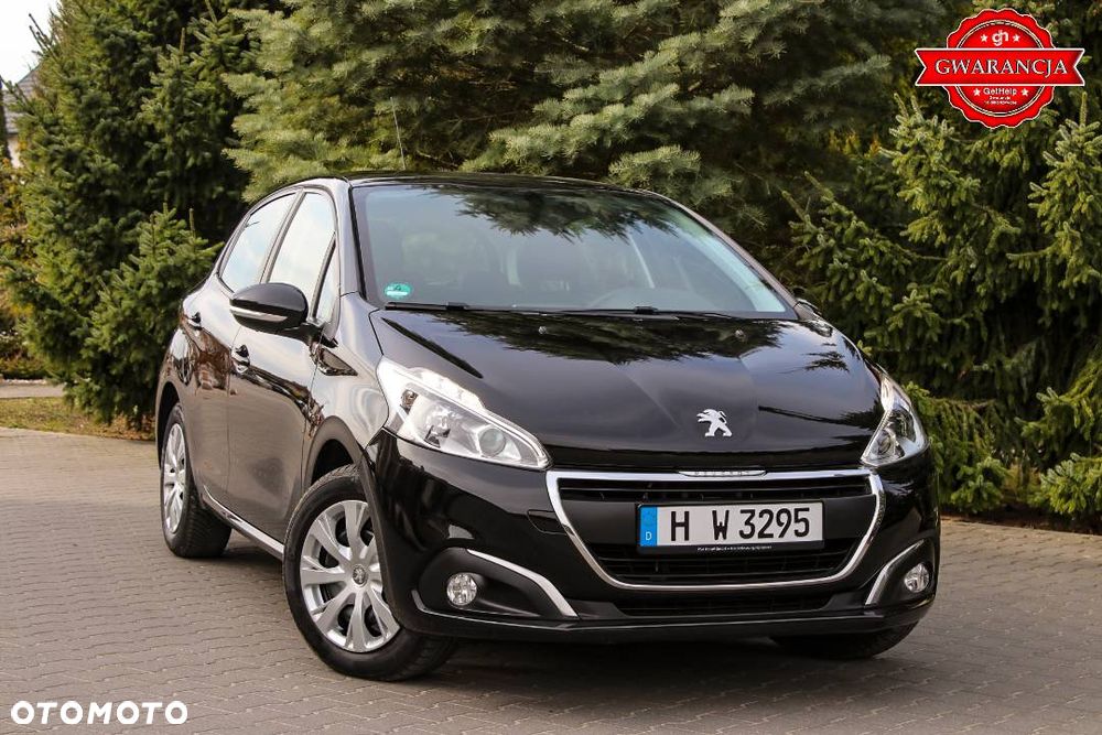 Peugeot 208 - 1