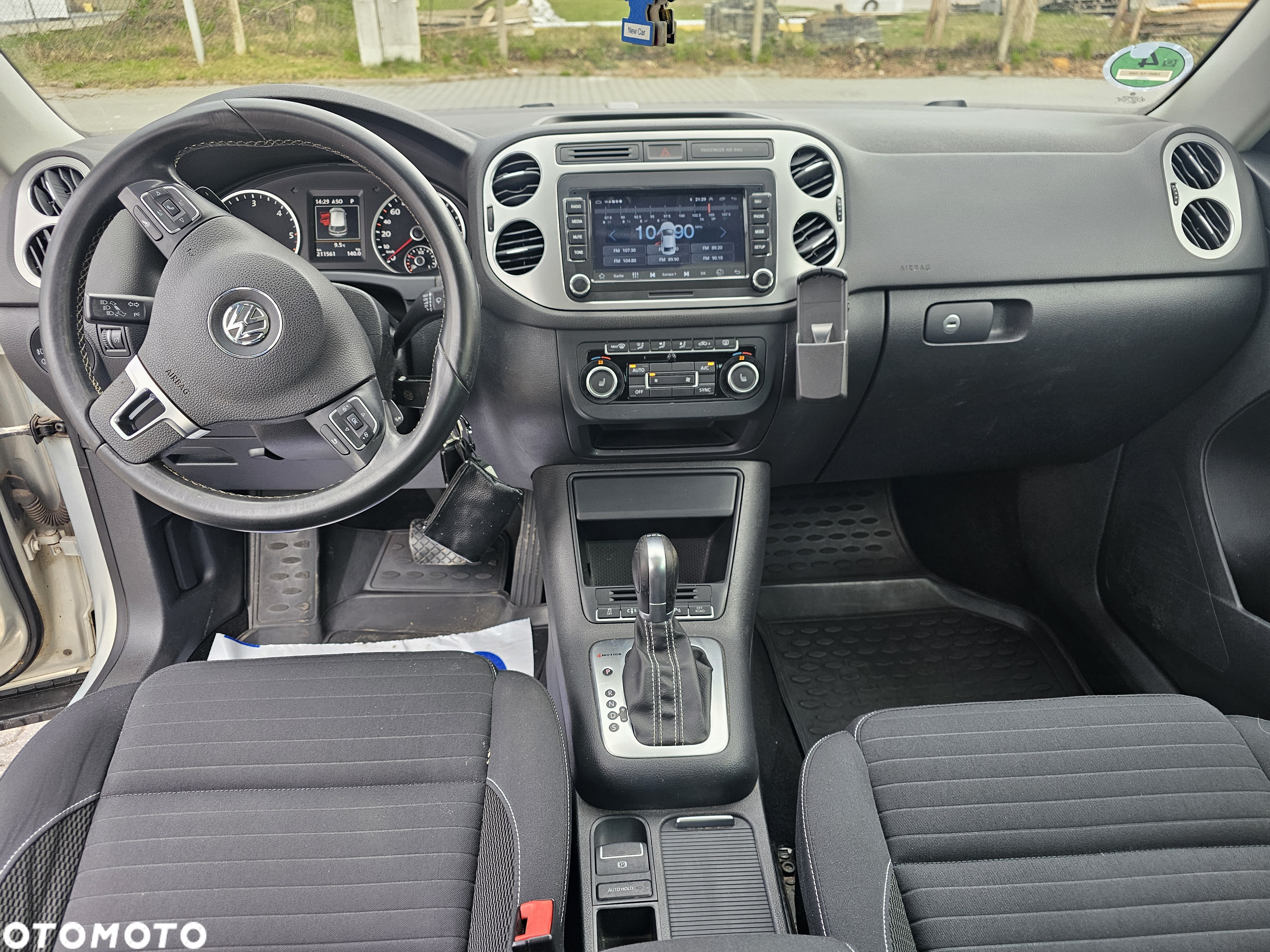 Volkswagen Tiguan 2.0 TDI DPF 4Motion BlueMotion Technology DSG Cup Sport & Style - 5