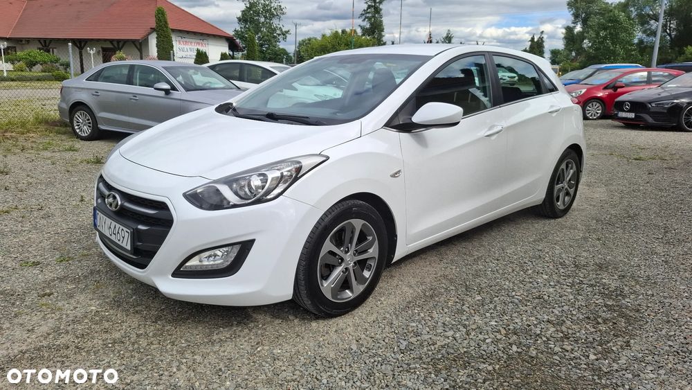 Hyundai i30 blue 1.4 YES Silver - 20