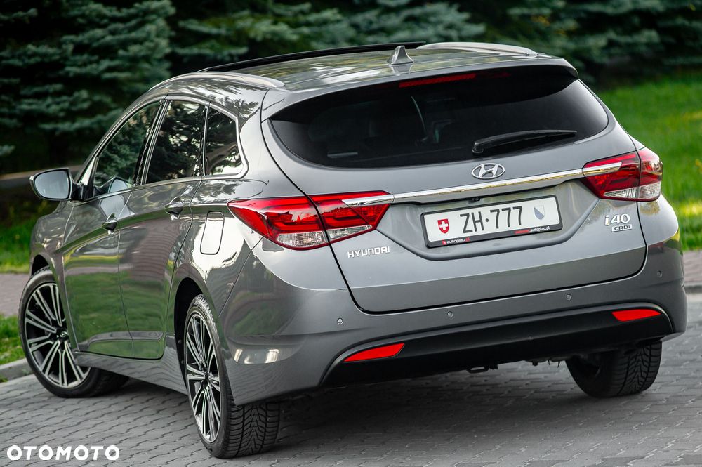 Hyundai i40 Kombi 1.7 CRDi DCT Premium - 10