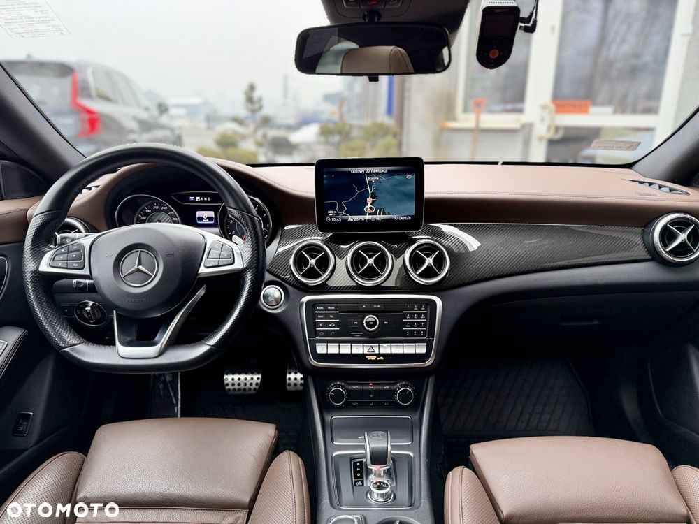 Mercedes-Benz CLA AMG 45 4-Matic - 18