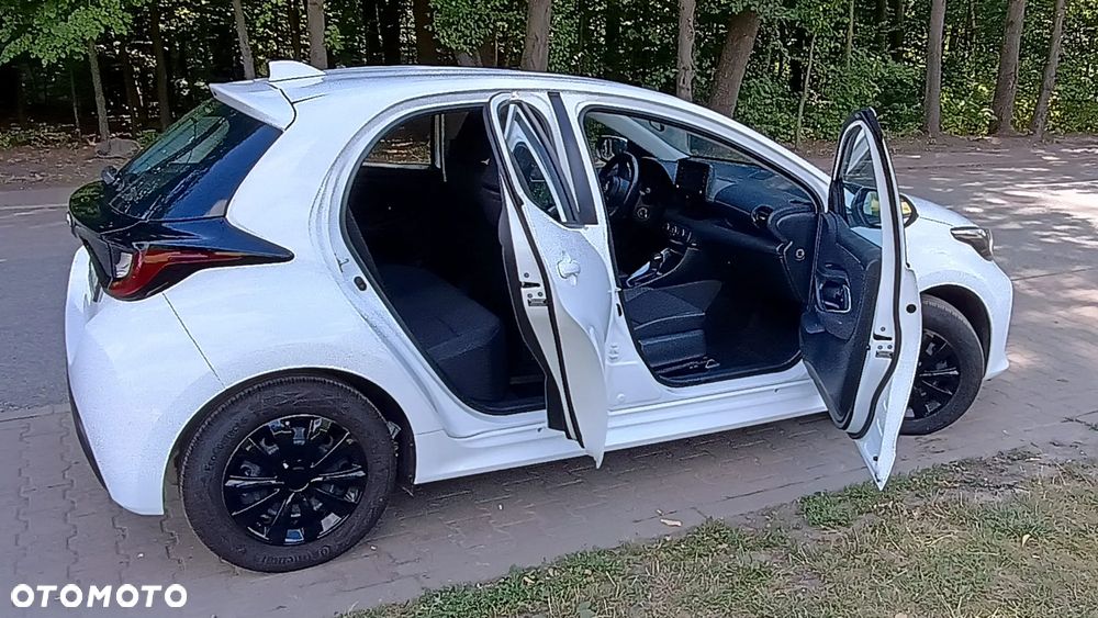 Toyota Yaris 1.5 Comfort CVT - 8