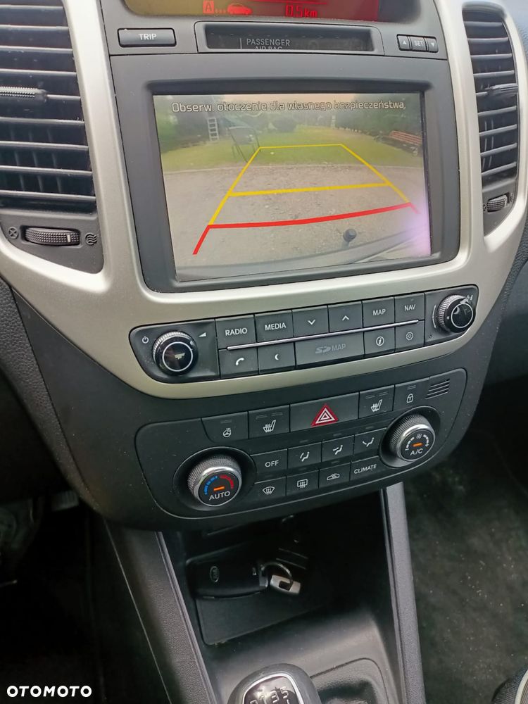 Kia Venga - 11