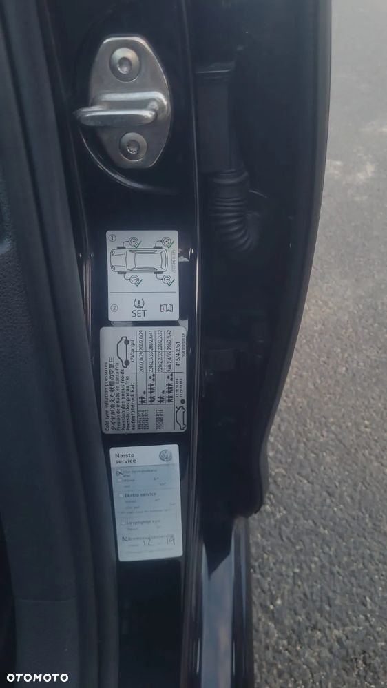 Volkswagen Golf 1.4 TSI BlueMotion Technology DSG Comfortline - 12