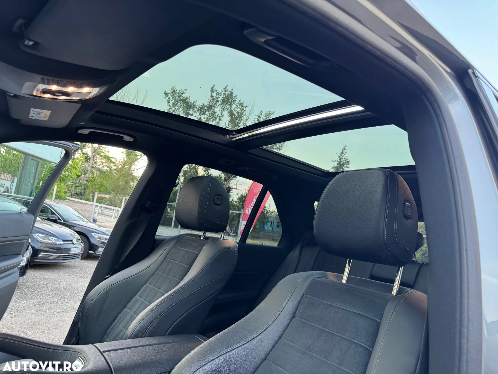 Mercedes-Benz GLE - 23
