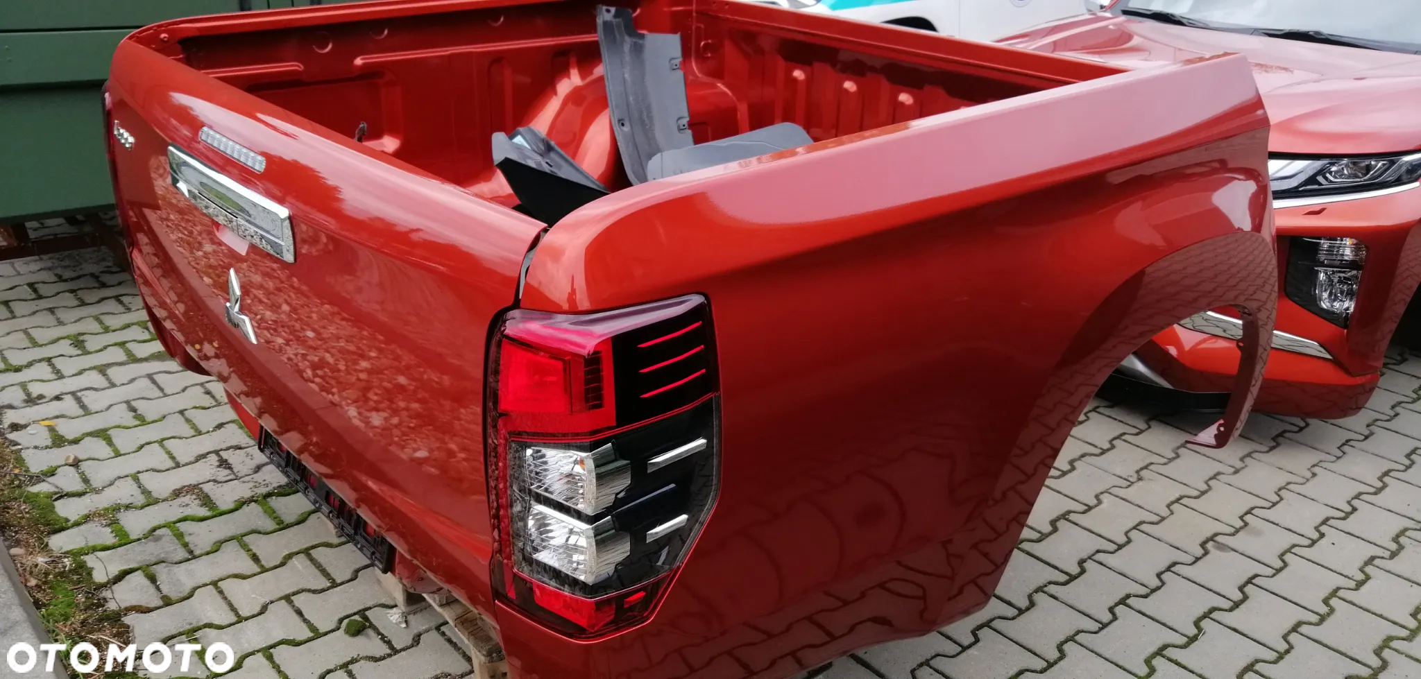 Mitsubishi L200 kabina, karoseria kompletna wraz z osprzętem. NOWA RP2021 - 13
