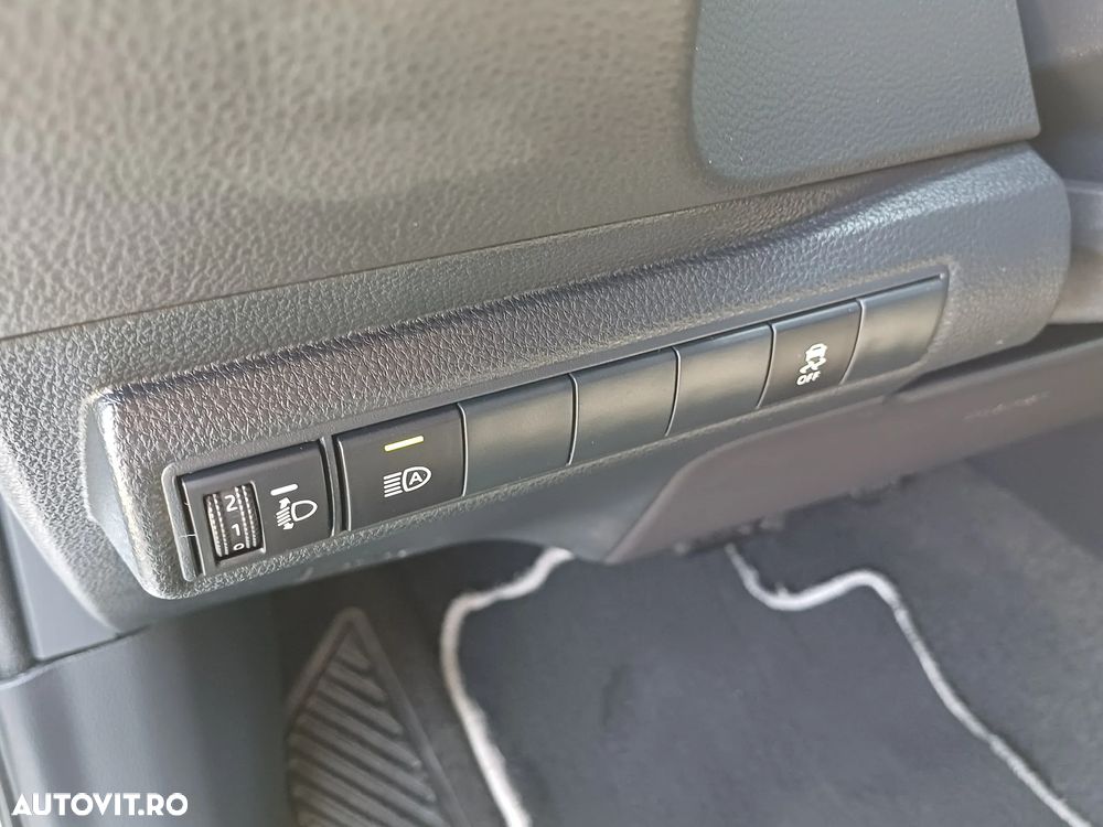 Toyota Corolla 1.8 HSD TS Eco - 17