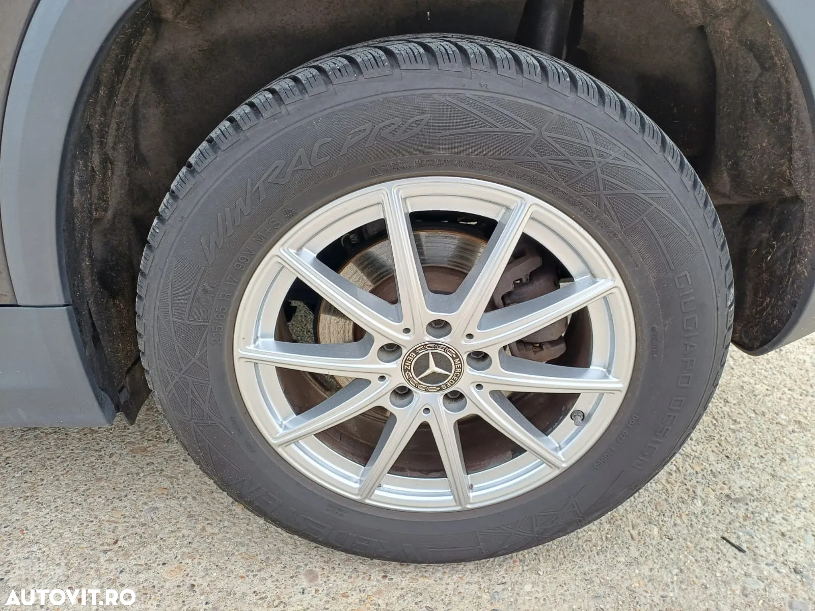 Mercedes-Benz GLA 180 d Aut. - 25