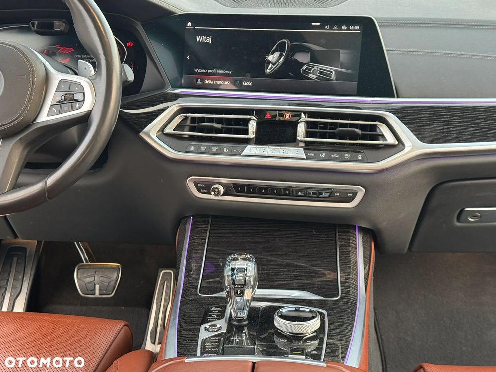 BMW X7 xDrive40i sport - 29