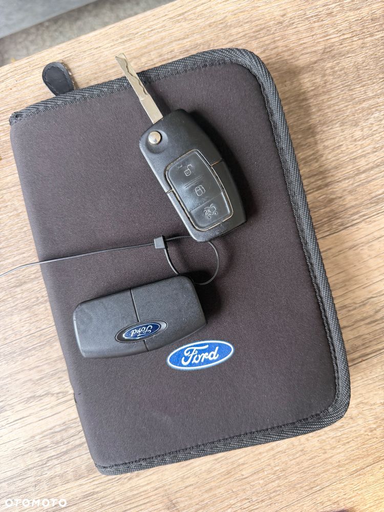 Ford Mondeo 2.0 TDCi Titanium X - 26