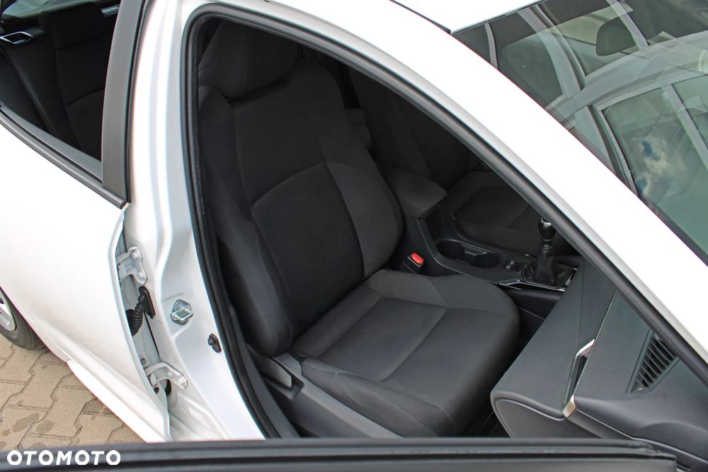 Toyota Corolla 1.2 T Active - 14