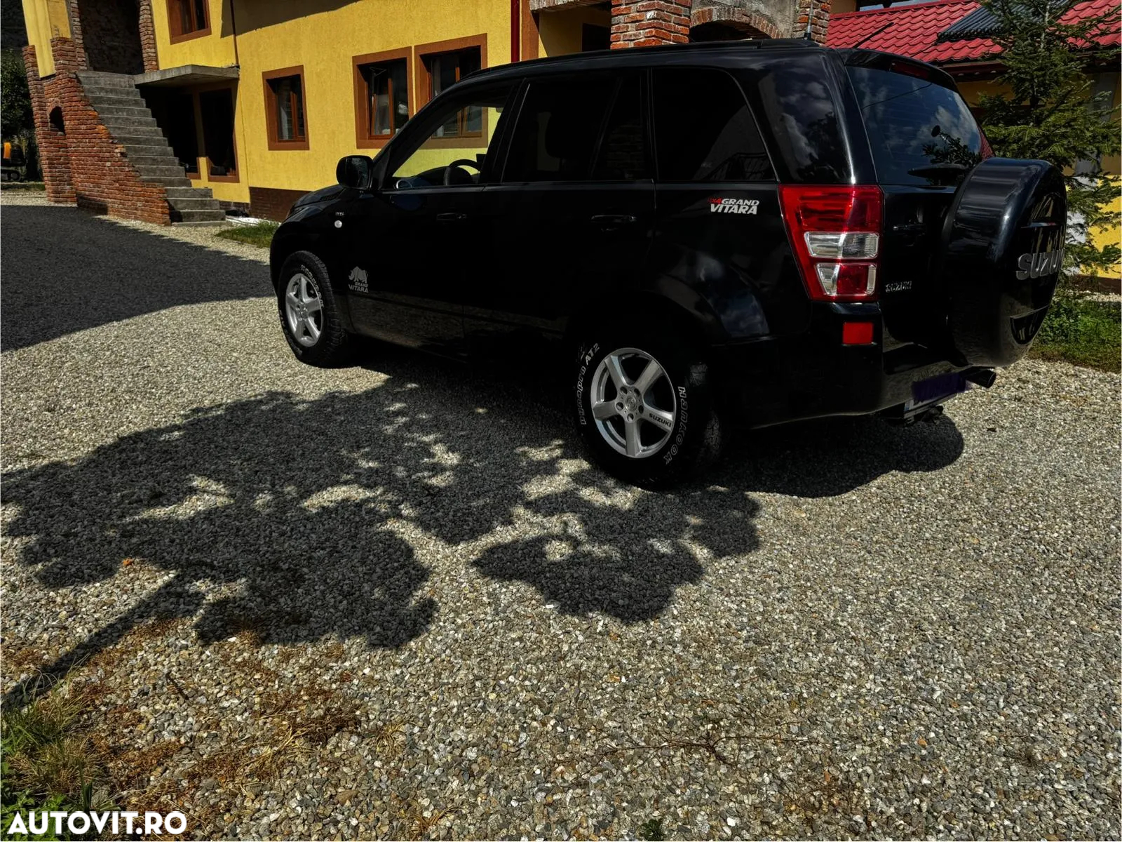 Suzuki Grand Vitara 1.9 DDiS Club - 2