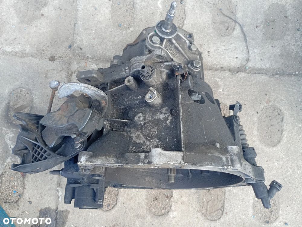 PEUGEOT PARTNER CITROEN BERLINGO 08-18 1,6HDI skrzynia biegów 20ET23 - 2