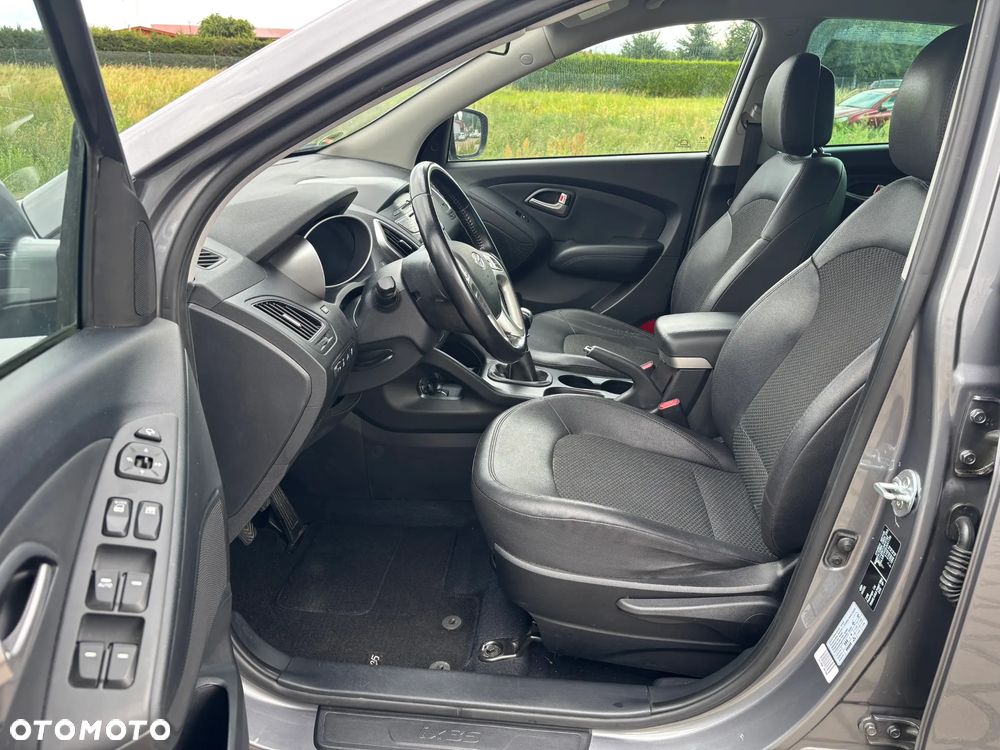 Hyundai ix35 2.0 CRDi 4WD Premium - 6