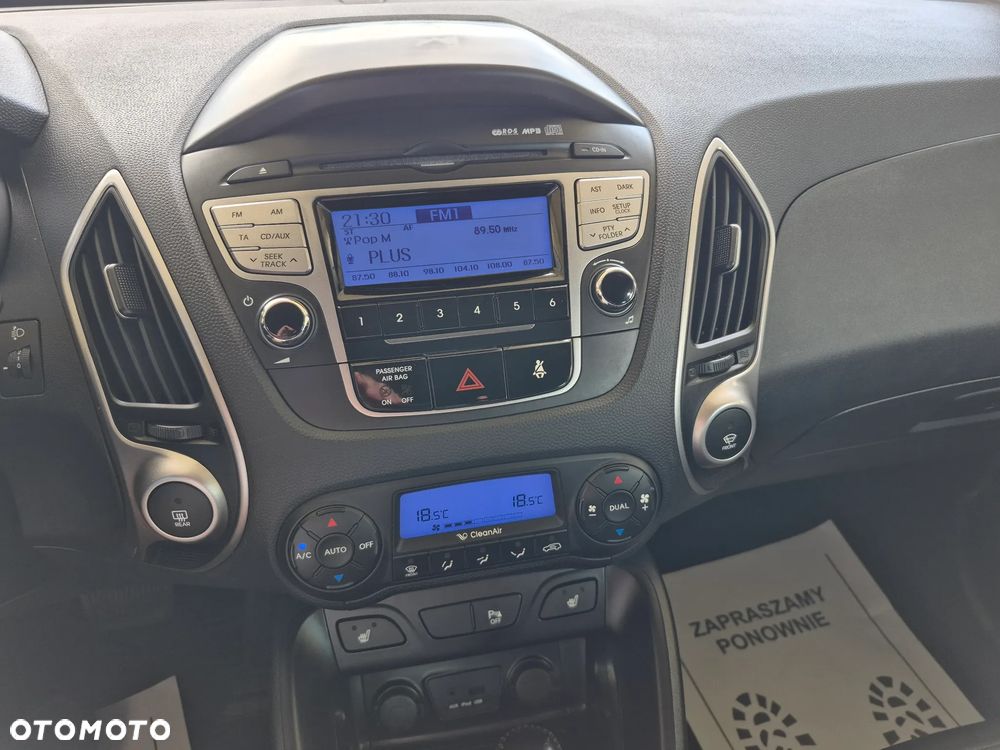 Hyundai ix35 2.0 CRDi 4WD Automatik Fifa World Cup Silver Edition - 13