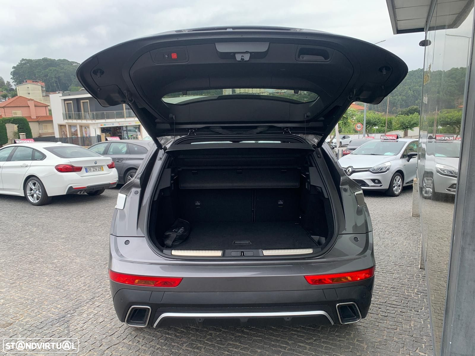 DS DS7 Crossback 1.5 BlueHDi Rivoli EAT8 - 7