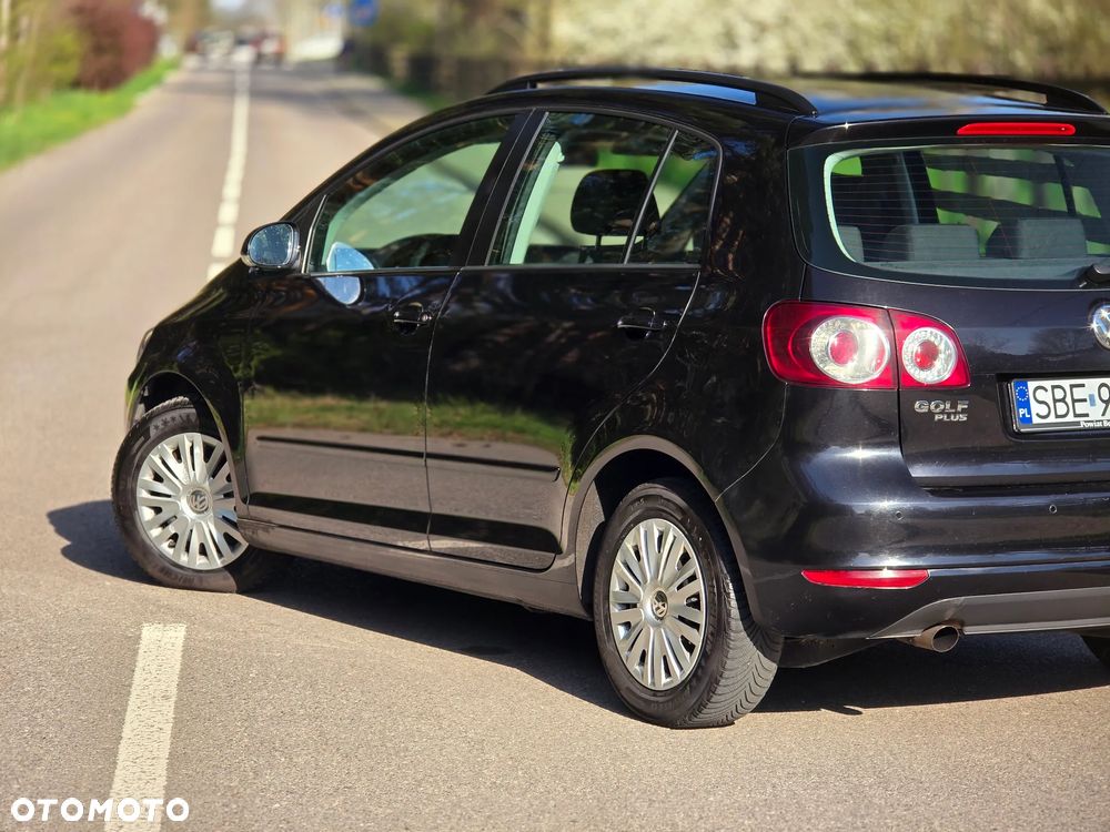 Volkswagen Golf Plus 1.6 TDI DPF Highline - 37