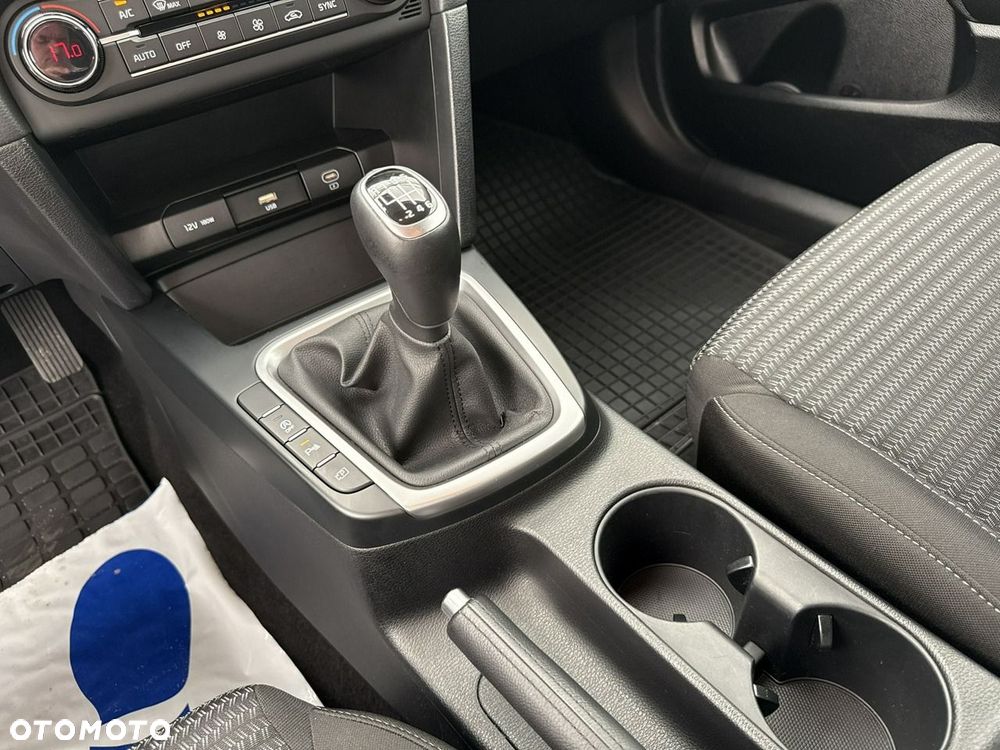 Kia Ceed - 17