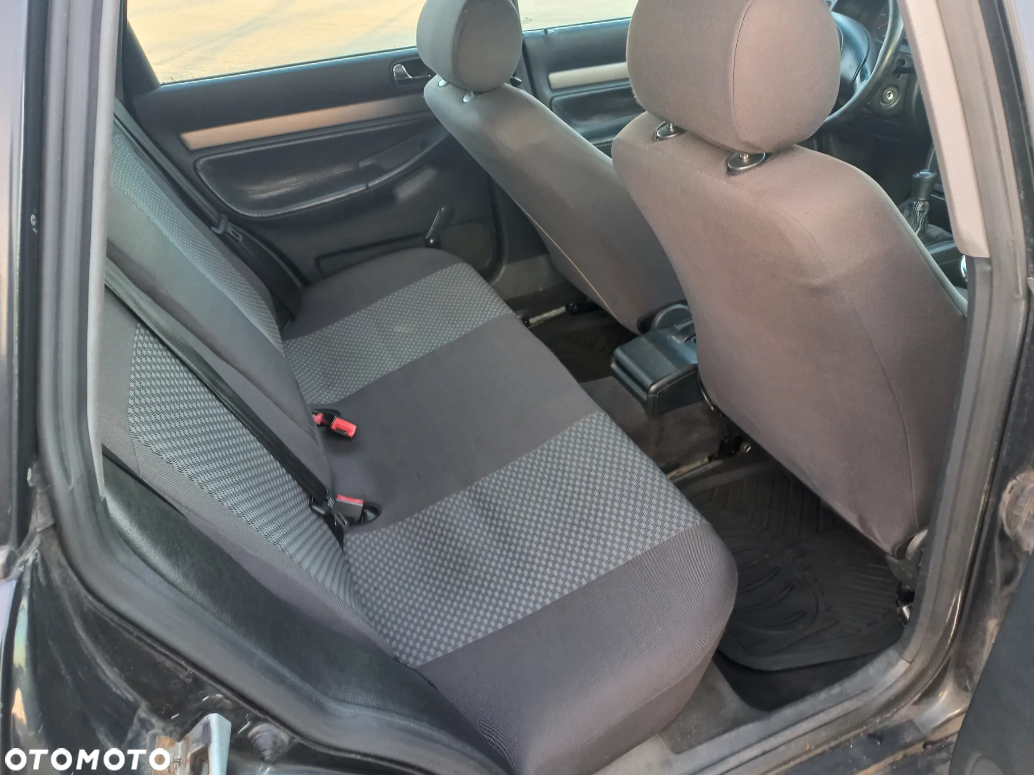 Audi A4 Avant 1.9 TDI - 13