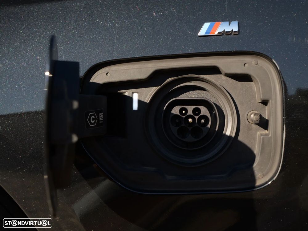 BMW 330 e Pack Desportivo M Auto - 13