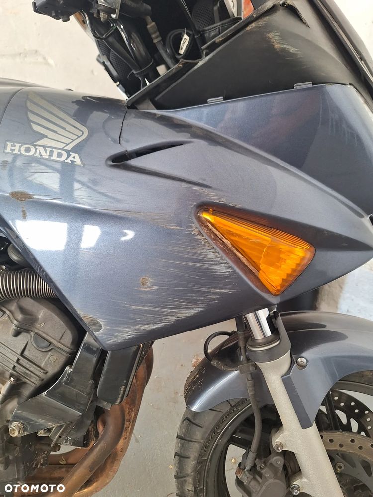 Honda CBF - 2