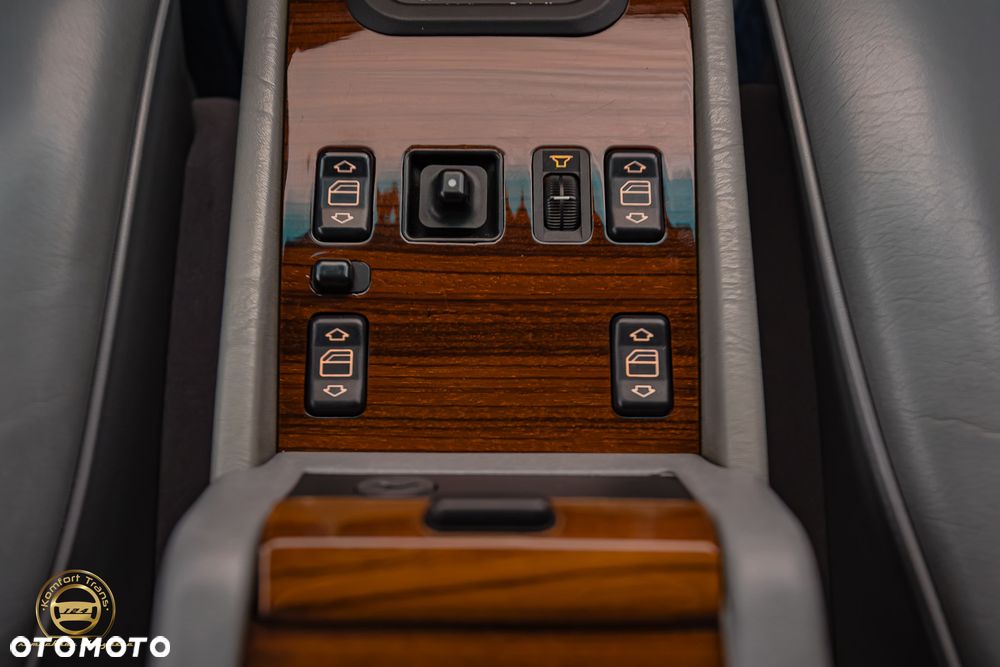 Mercedes-Benz W124 (1984-1993) - 11