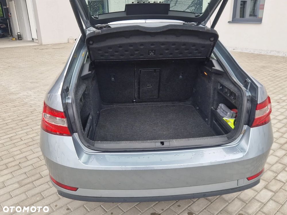 Skoda Superb 1.4 TSI ACT Ambition - 3