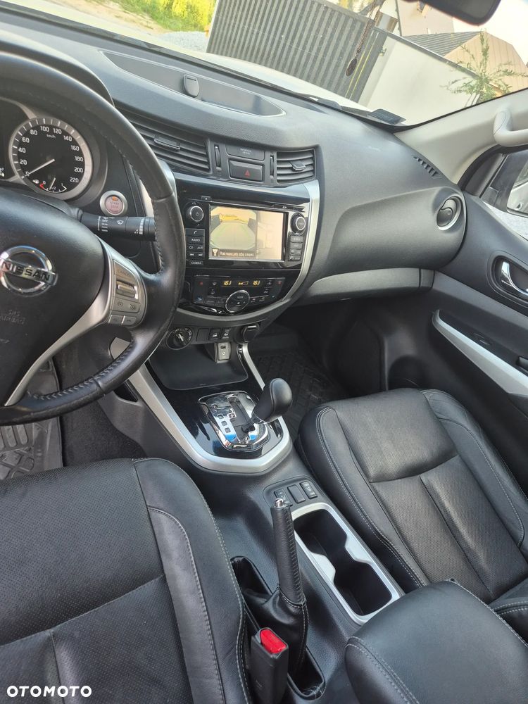 Nissan Navara - 2
