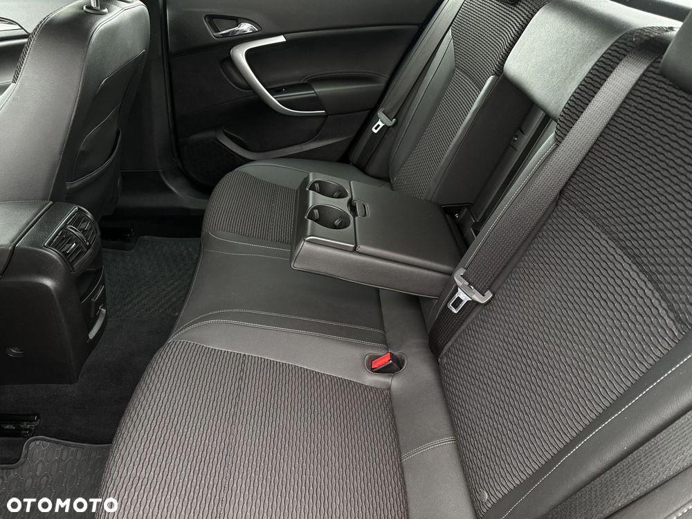 Opel Insignia 2.0 CDTI Cosmo - 11