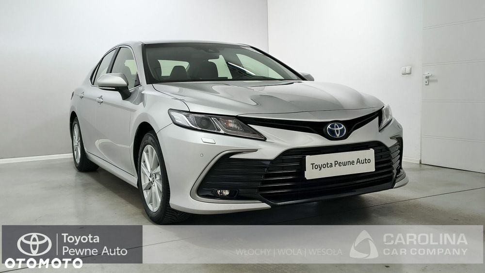 Toyota Camry 2.5 Hybrid Comfort CVT - 18