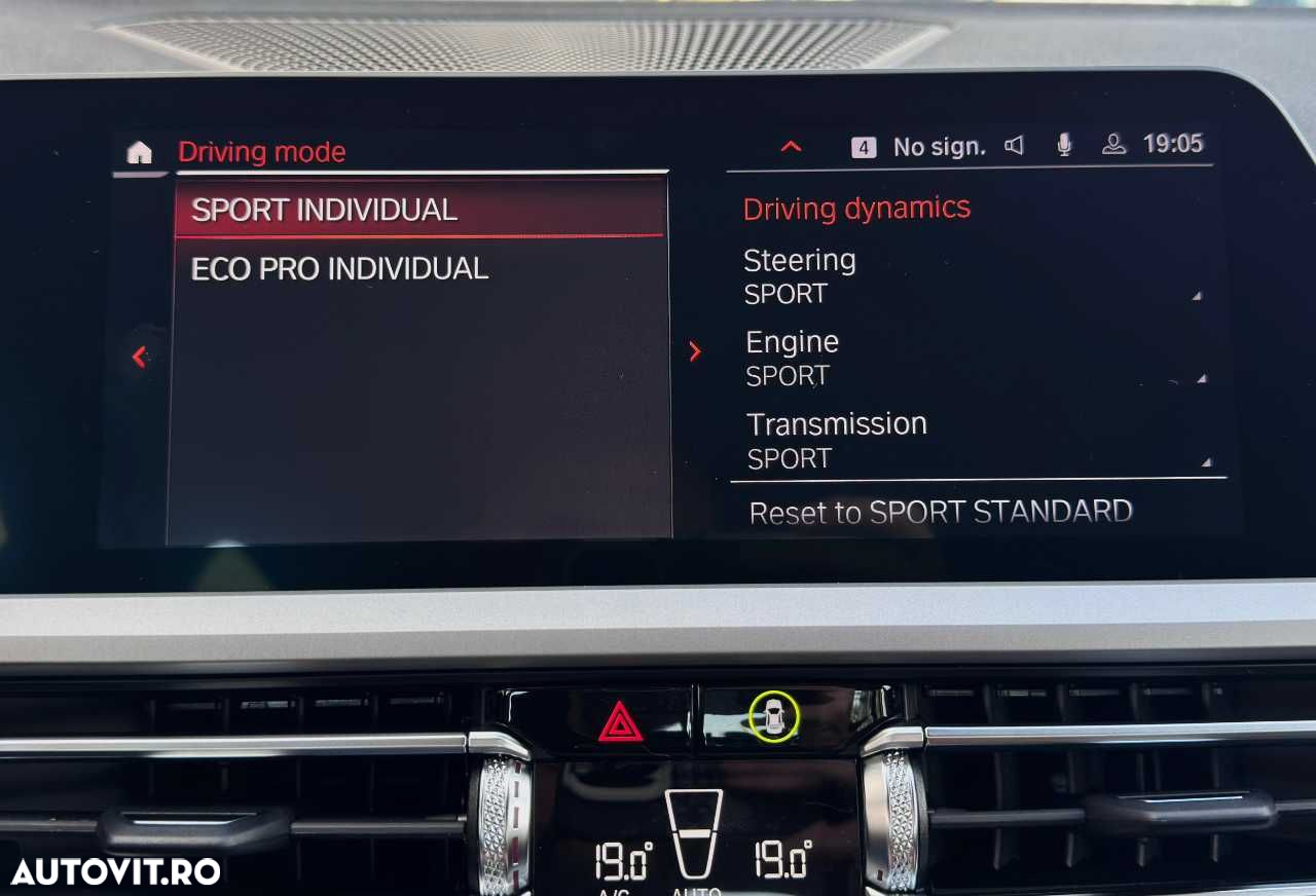 BMW Seria 3 318i AT - 33
