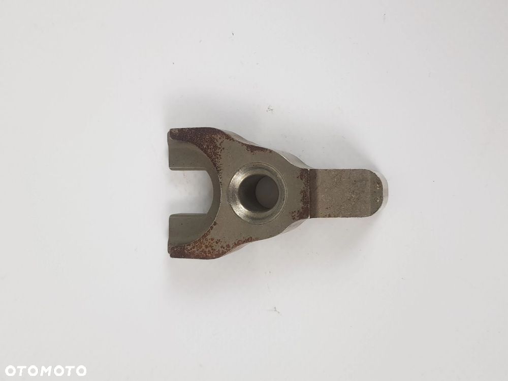 UCHWYT MOCOWANIE STOPA WTRYSKIWACZA BMW B57 8578607 - 3