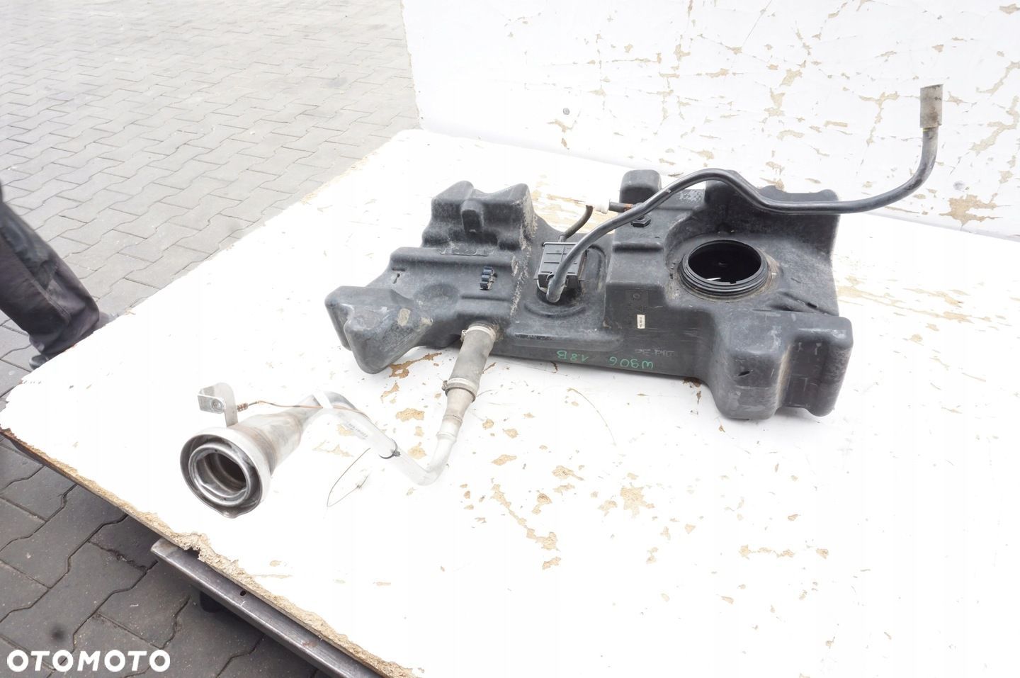 ZBIORNIK PALIWA A9064712802 MERCEDES SPRINTER W906 1.8 - 1
