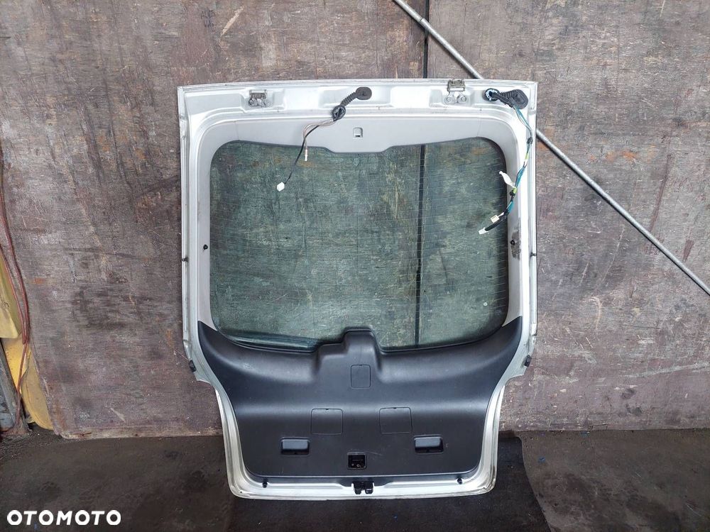 KOMPLETNY TYŁ KLAPA BAGAŻNIKA ZDERZAK TYŁ LAMPY AVENSIS T25 HB 1C0 - 10