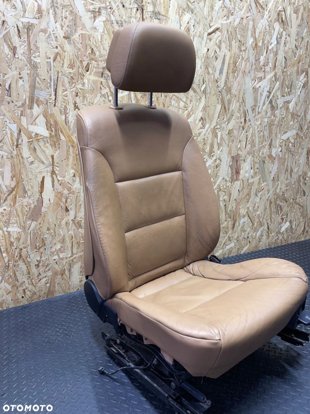 FOTEL LEWY PRZÓD KIEROWCY BMW E60 E61 SKORA EUROPA GRZANY - 4