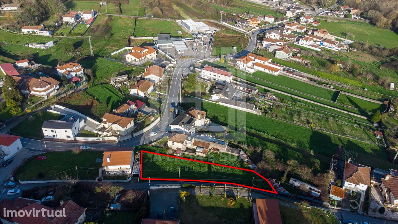 Terreno urbano em zona tranquila de Fiães, S.M.F. - Grande imagem: 5/15