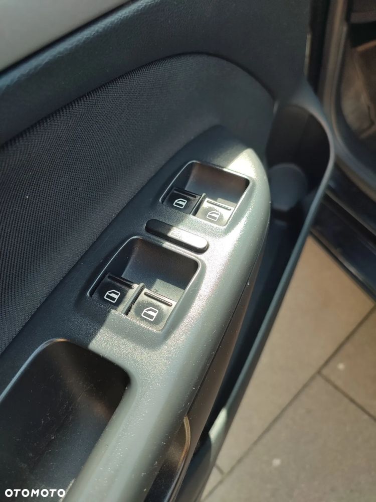 Skoda Octavia 1.4 TSI FAMILY - 4