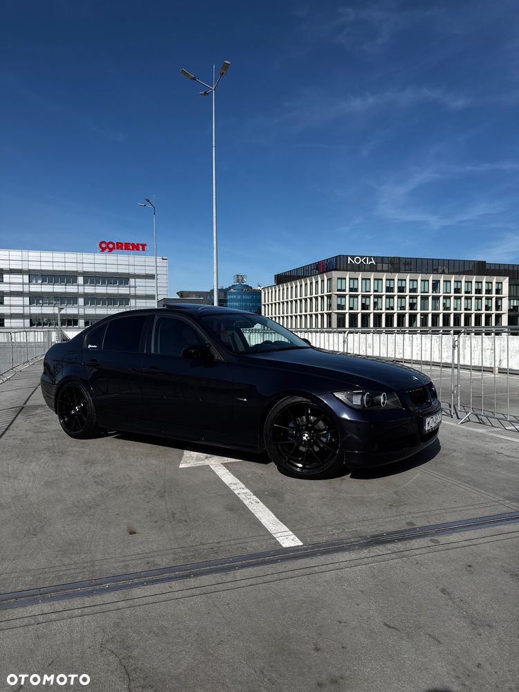 BMW Seria 3 320i - 37