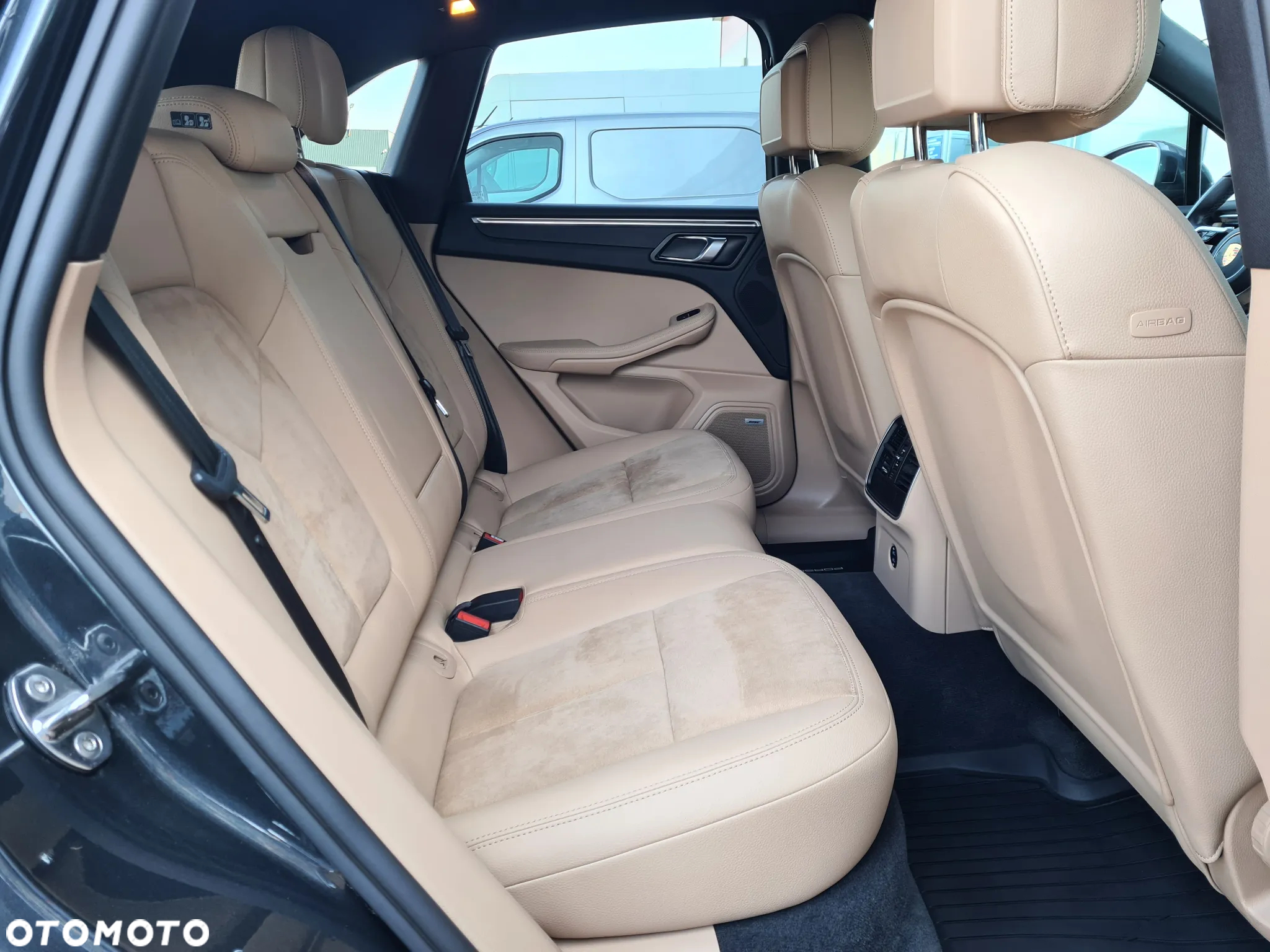 Porsche Macan Standard - 20