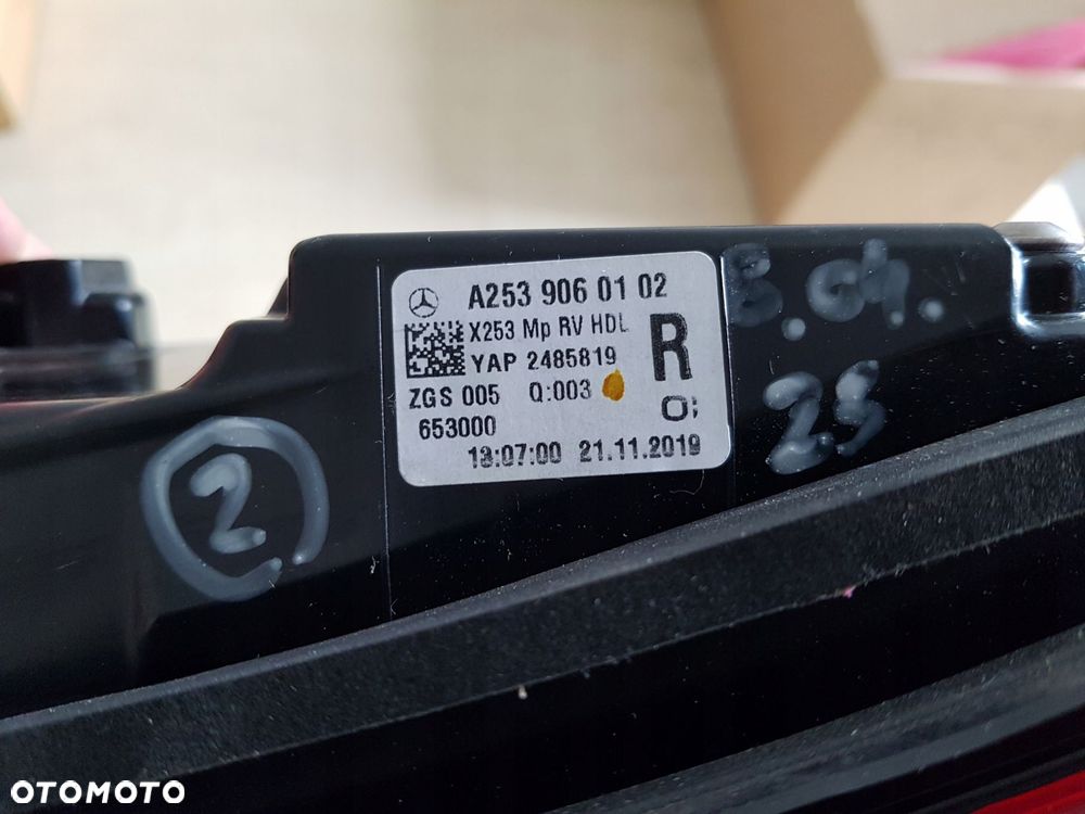 mercedes glc w253 lampa tył na klapę led a2539060102 - 5