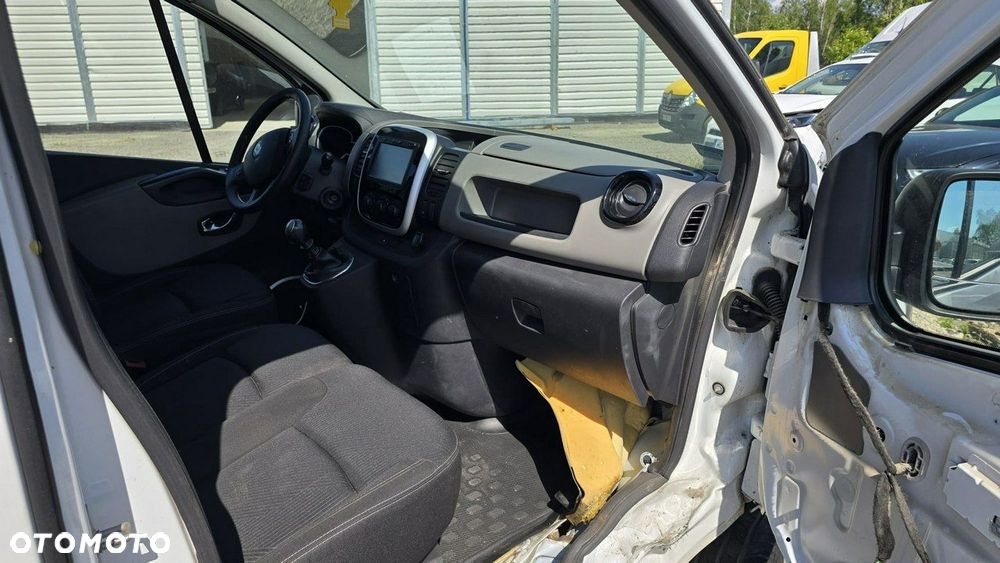 Renault Trafic - 14