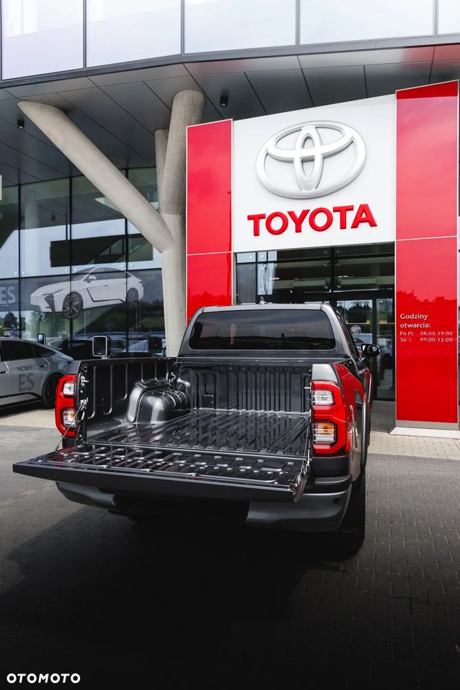 Toyota Hilux 2.8 D-4D Double Cab Invincible 4x4 - 16