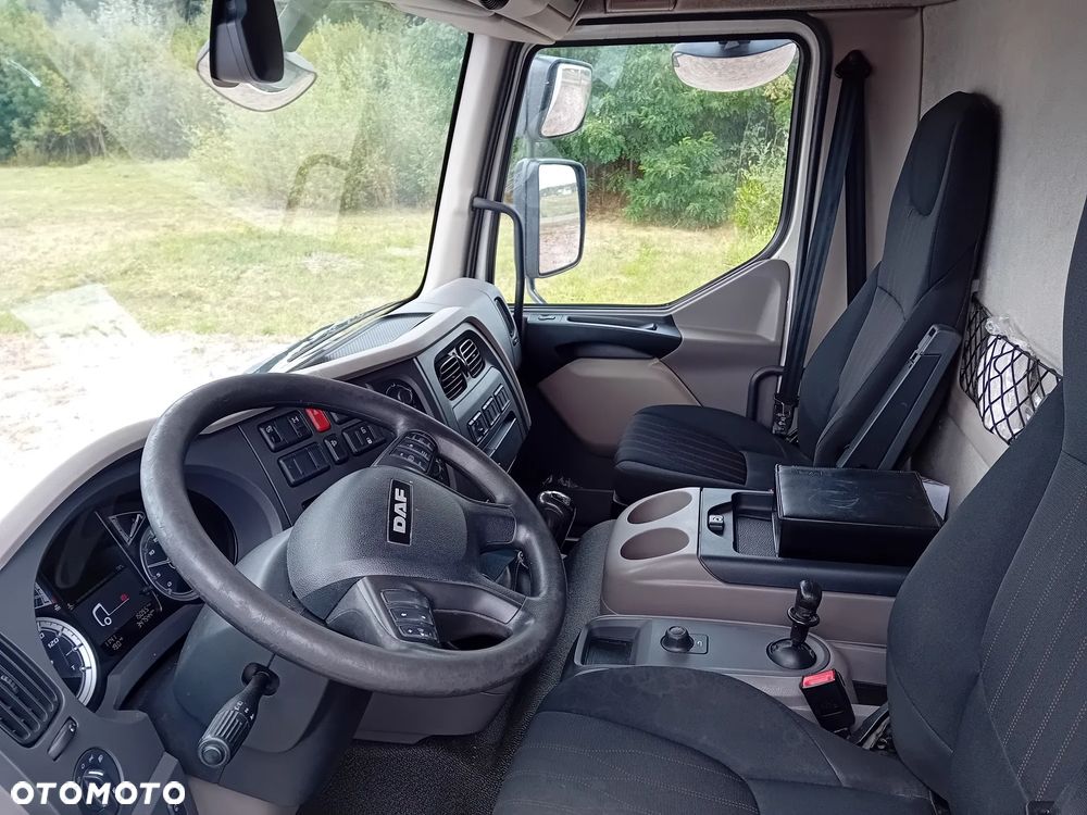 DAF LF 210 FA - 12